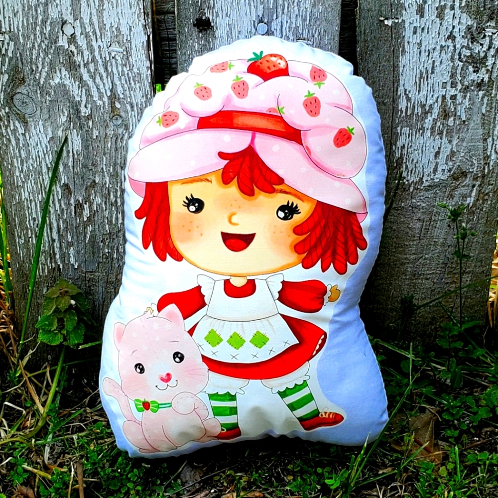 Strawberry Shortcake Pillow Pal. New.